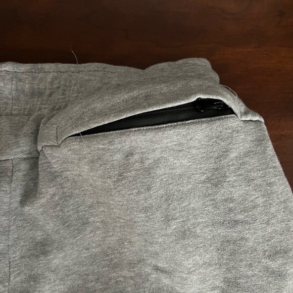Grey Tracksuit Size L - Picture 12 of 16